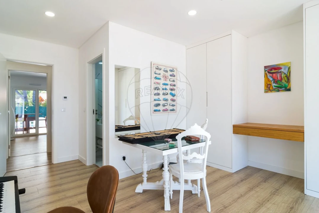 Moradia T4 para Venda em Santo Estêvão Foto 16