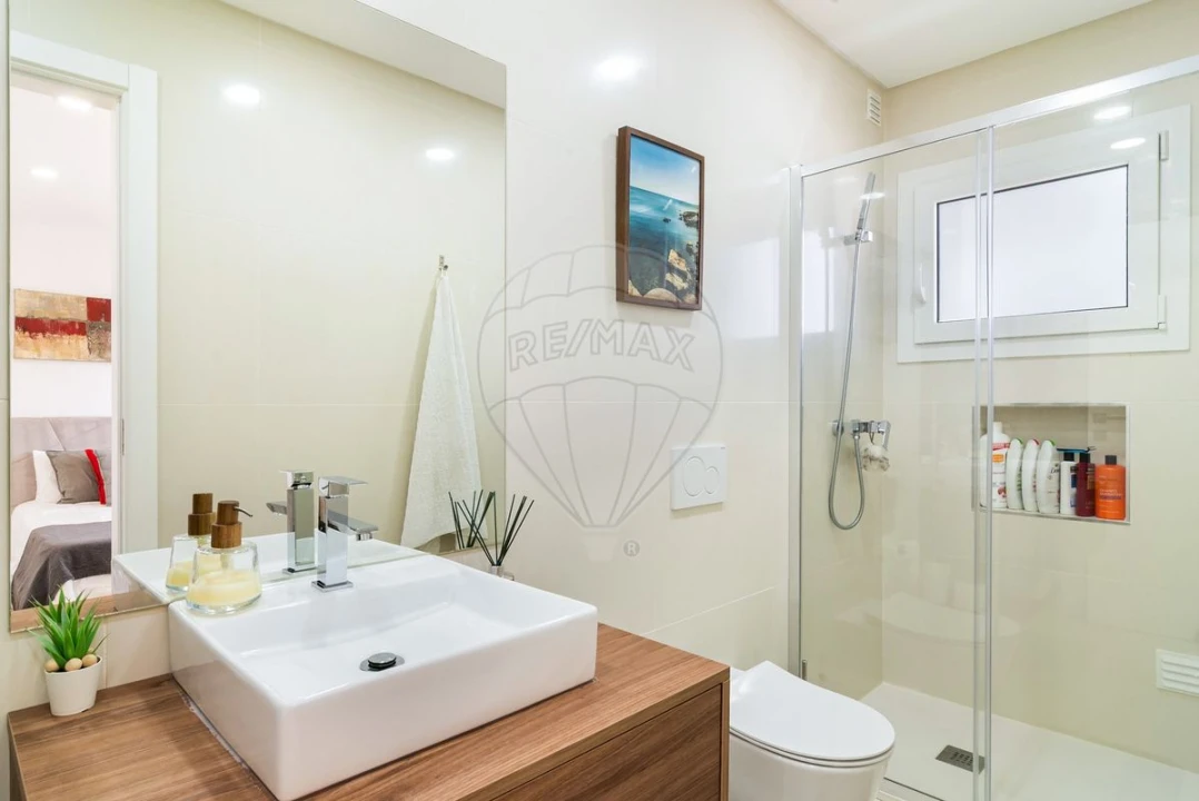 Moradia T4 para Venda em Santo Estêvão Foto 15