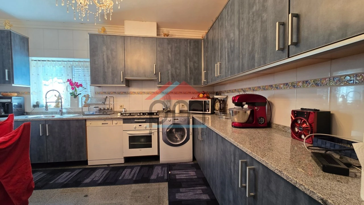 Moradia T3 para Venda em Vilar de Mouros Foto 7