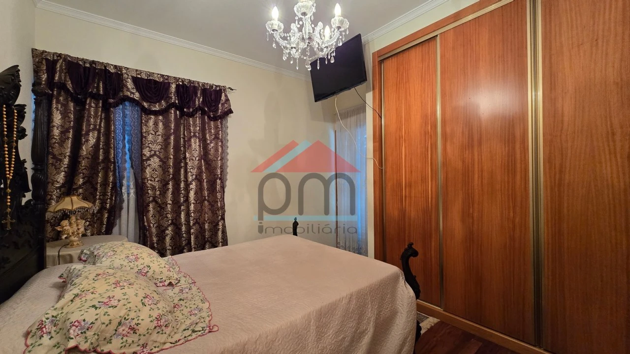 Moradia T3 para Venda em Vilar de Mouros Foto 13