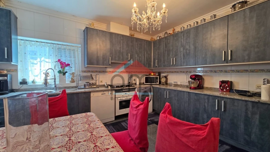 Moradia T3 para Venda em Vilar de Mouros Foto 6