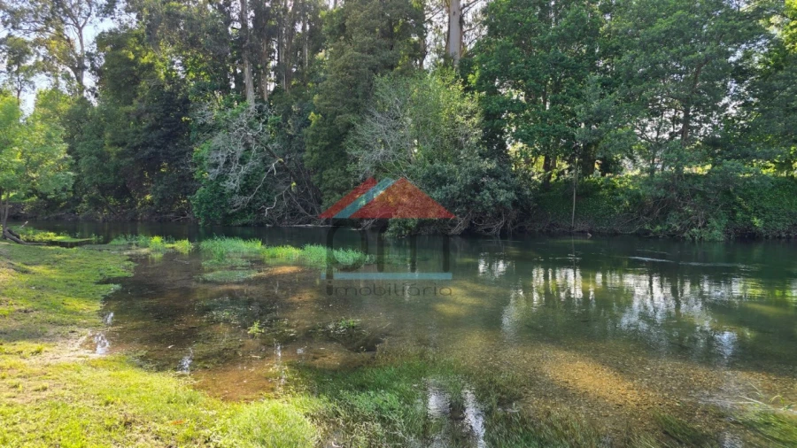 Moradia T3 para Venda em Vilar de Mouros Foto 27