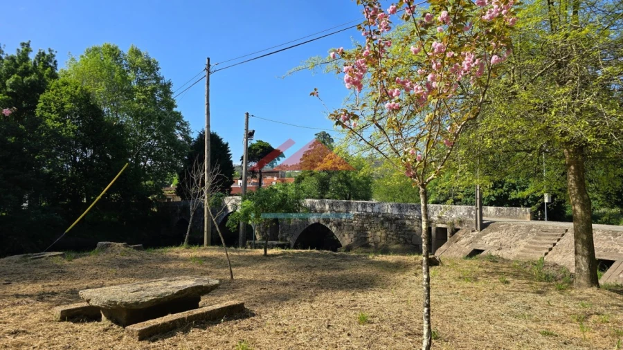 Moradia T3 para Venda em Vilar de Mouros Foto 29