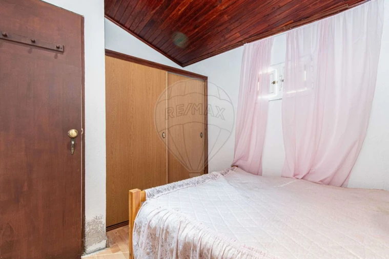 Moradia T2 para Venda em Santa Margarida da Coutada Foto 14