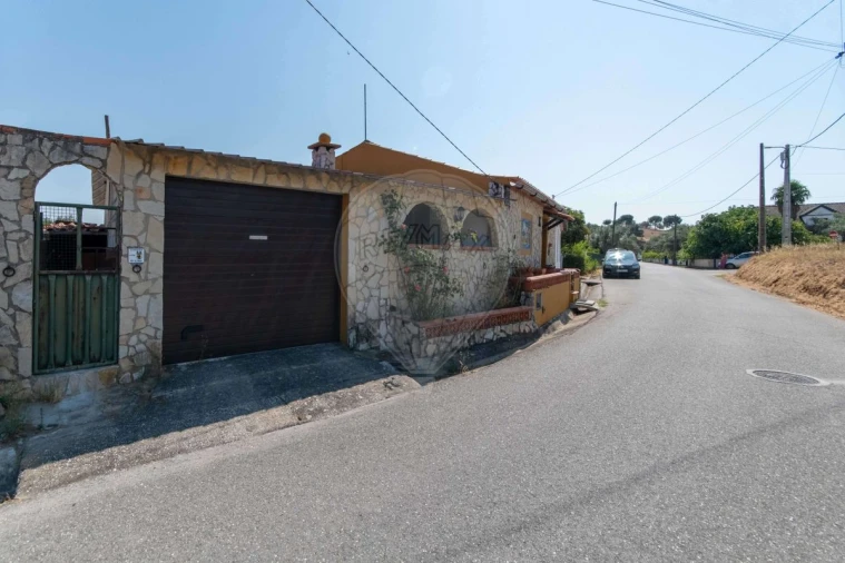 Moradia T2 para Venda em Santa Margarida da Coutada Foto 25