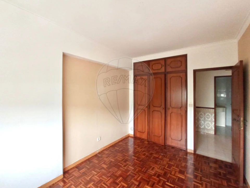 Apartamento T2 para Venda em Cacém e São Marcos Foto 8