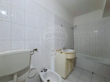 Apartamento T2 para Venda em Cacém e São Marcos
