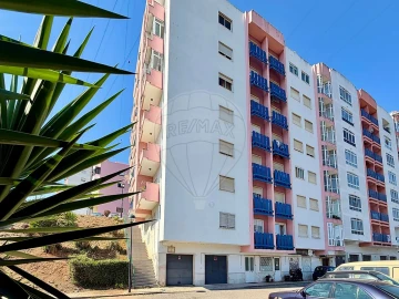 Apartamento T2 para Venda em Cacém e São Marcos