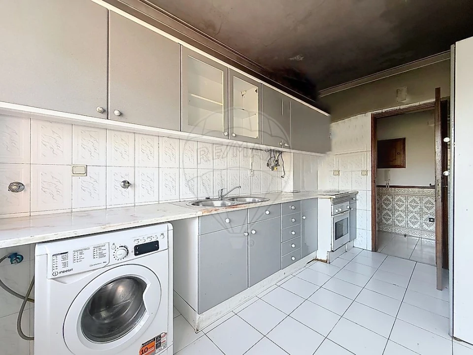 Apartamento T2 para Venda em Cacém e São Marcos Foto 15