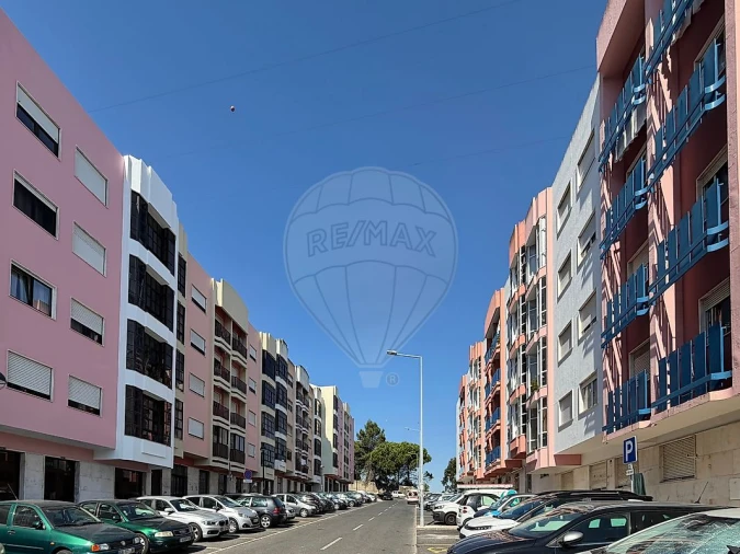 Apartamento T2 para Venda em Cacém e São Marcos Foto 22