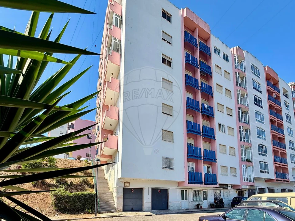 Apartamento T2 para Venda em Cacém e São Marcos Foto 24
