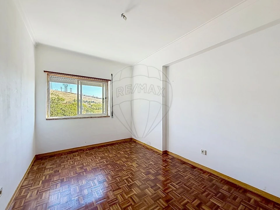Apartamento T2 para Venda em Cacém e São Marcos Foto 11