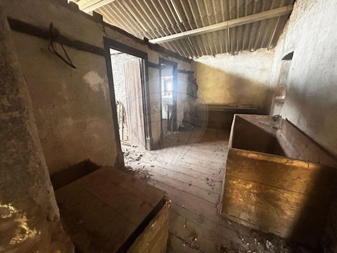 Moradia T1 para Venda em Cumeeira Foto 9