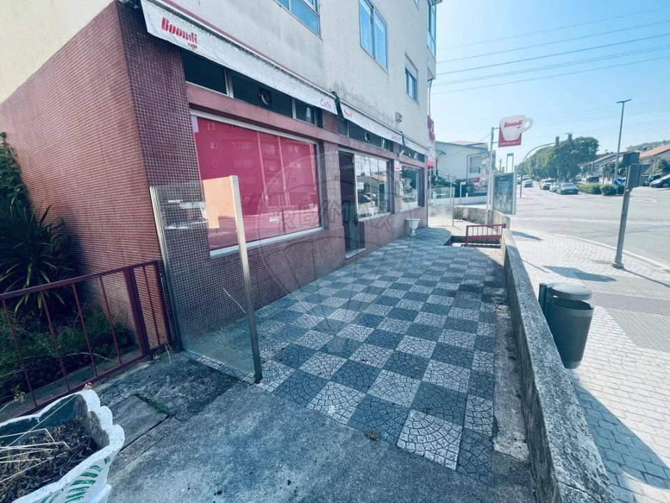Loja para Arrendamento em Cidade da Maia Foto 6