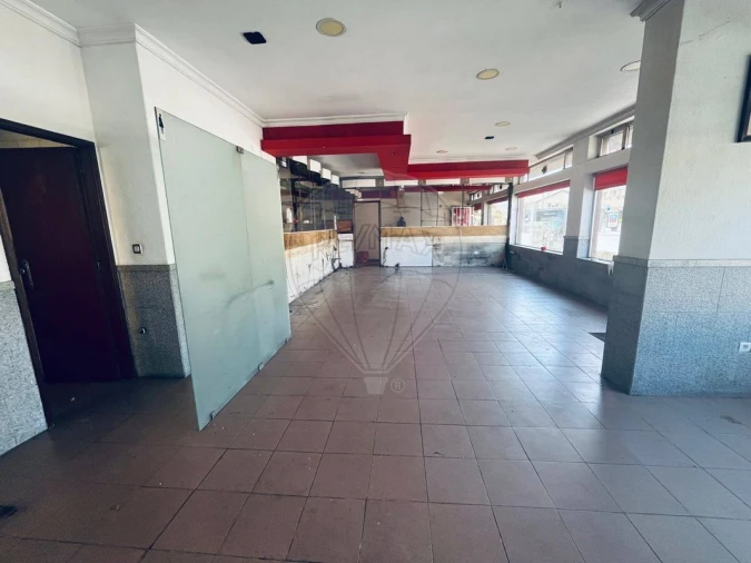 Loja para Arrendamento em Cidade da Maia