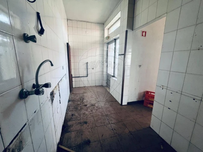 Loja para Arrendamento em Cidade da Maia Foto 11