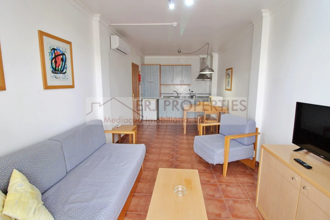 Apartamento T1 para Venda em Altura Foto 5