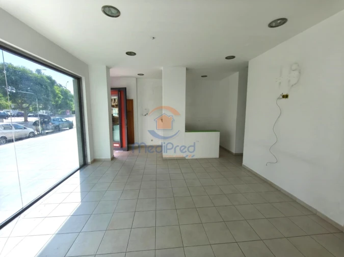 Loja para Venda em Odivelas Foto 2