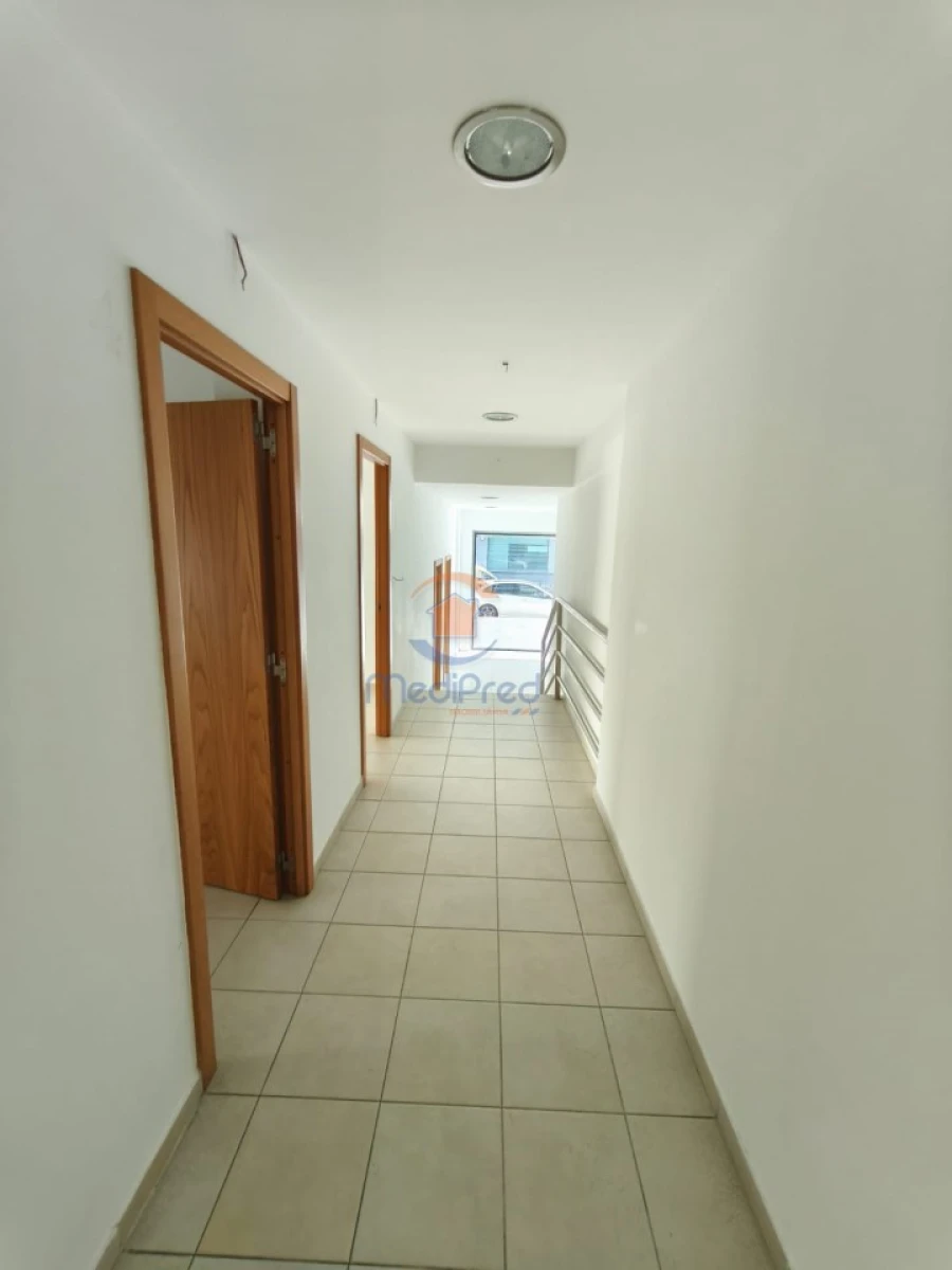 Loja para Venda em Odivelas Foto 4