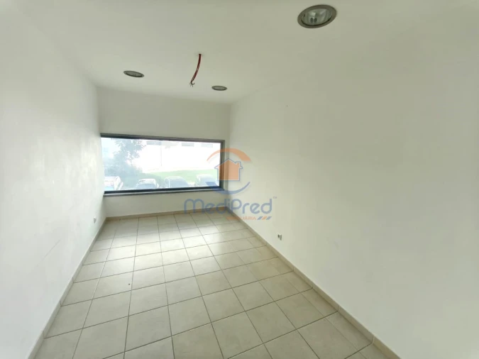 Loja para Venda em Odivelas Foto 6