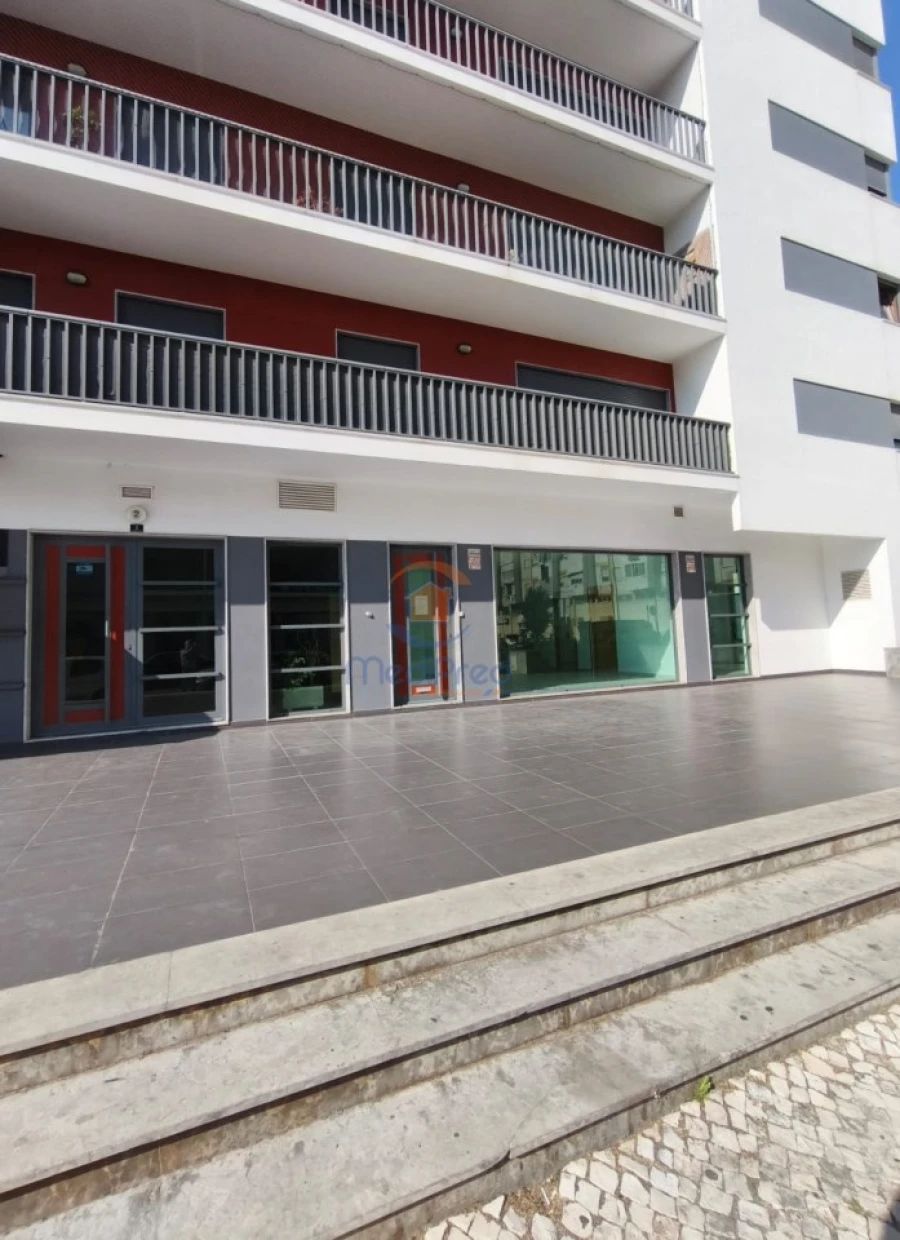 Loja para Venda em Odivelas Foto 13