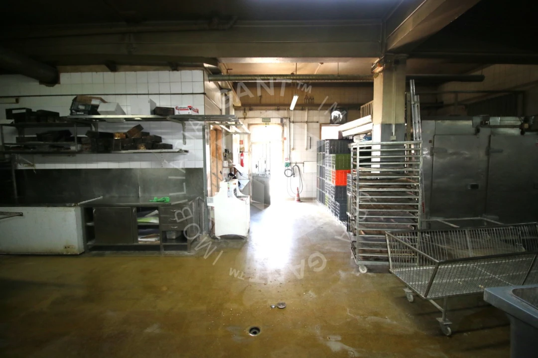 Negócio para Venda em Pontinha e Famões Foto 8