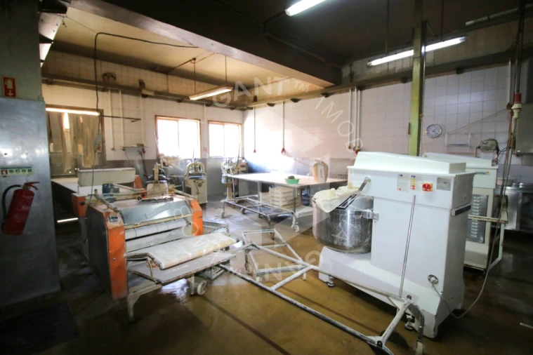 Negócio para Venda em Pontinha e Famões Foto 6