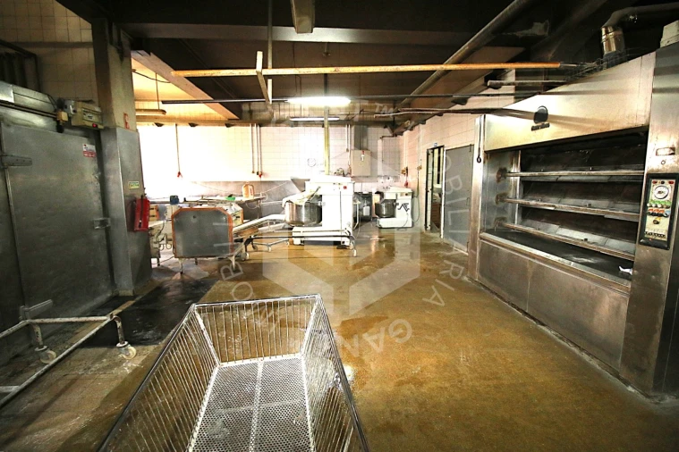 Negócio para Venda em Pontinha e Famões Foto 7