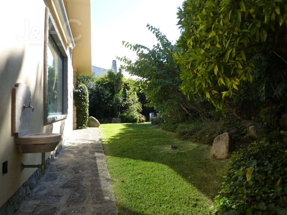 Moradia T7 para Arrendamento em Cascais e Estoril Foto 5