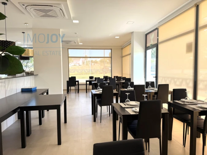 Loja para Venda em Porto Salvo Foto 3