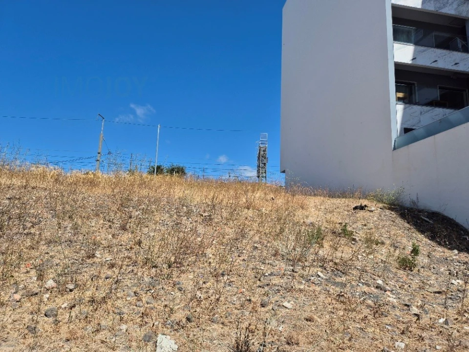 Terreno para Venda em Venteira Foto 6