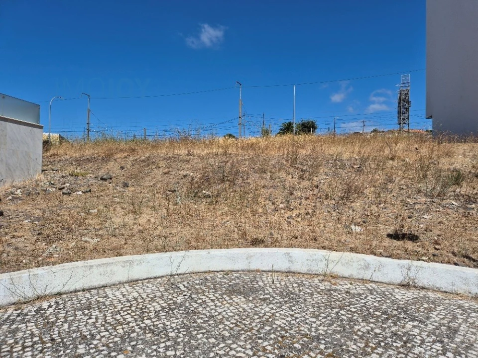 Terreno para Venda em Venteira Foto 15