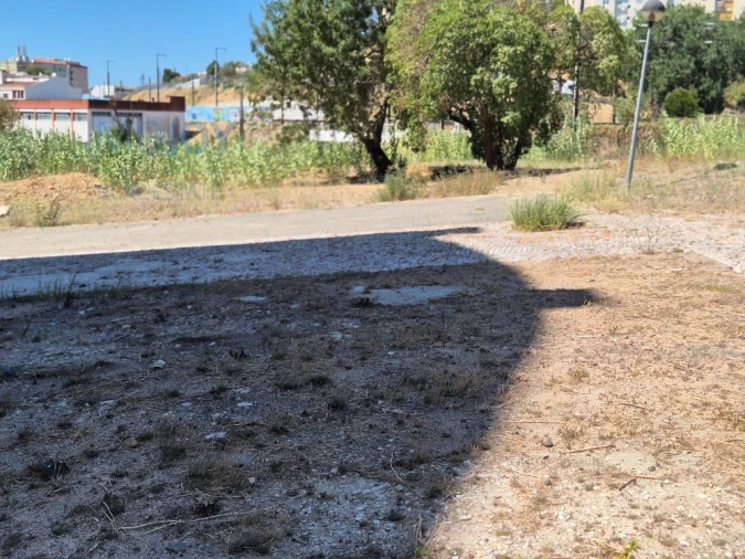 Terreno para Venda em Falagueira-Venda Nova Foto 5