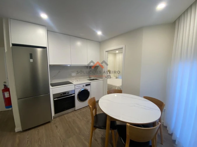 Apartamento T1 para Arrendamento em Glória e Vera Cruz Foto 4
