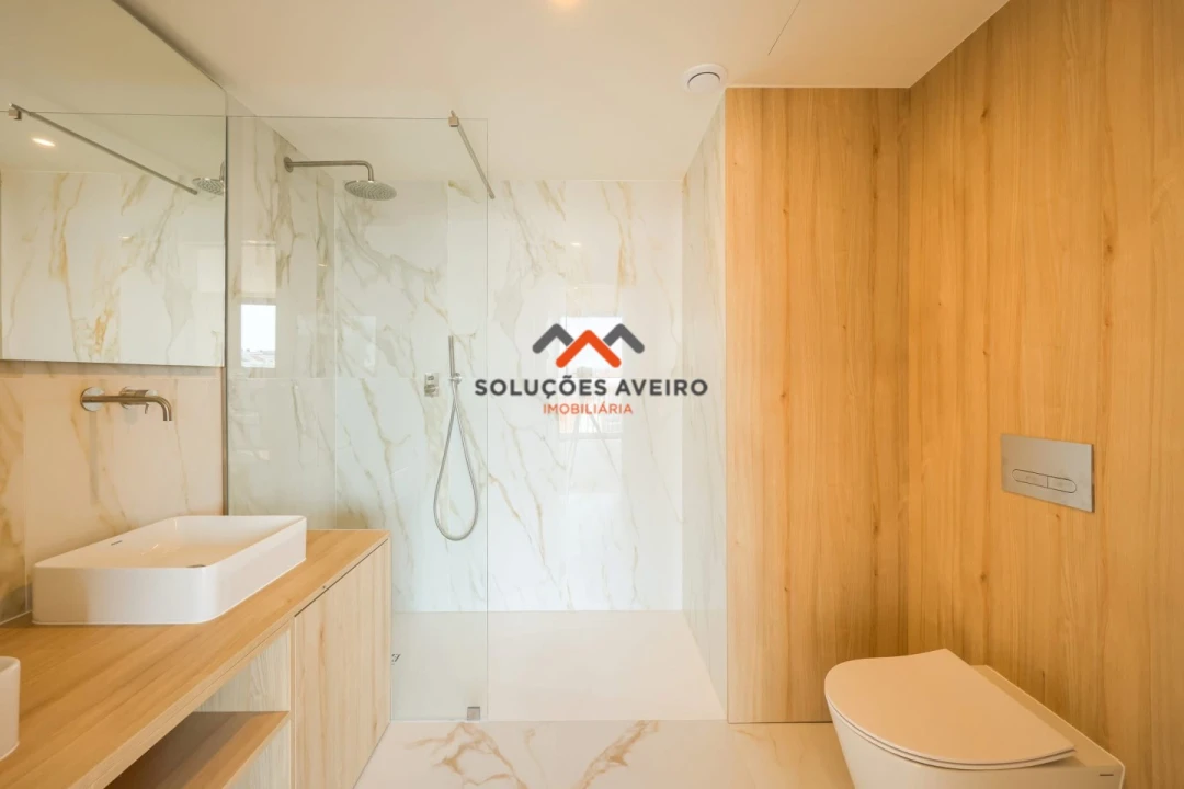 Apartamento T3 para Venda em Glória e Vera Cruz Foto 27