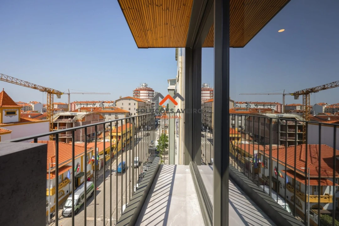 Apartamento T3 para Venda em Glória e Vera Cruz Foto 32