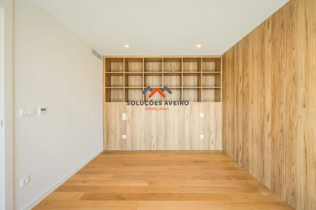 Apartamento T3 para Venda em Glória e Vera Cruz Foto 40