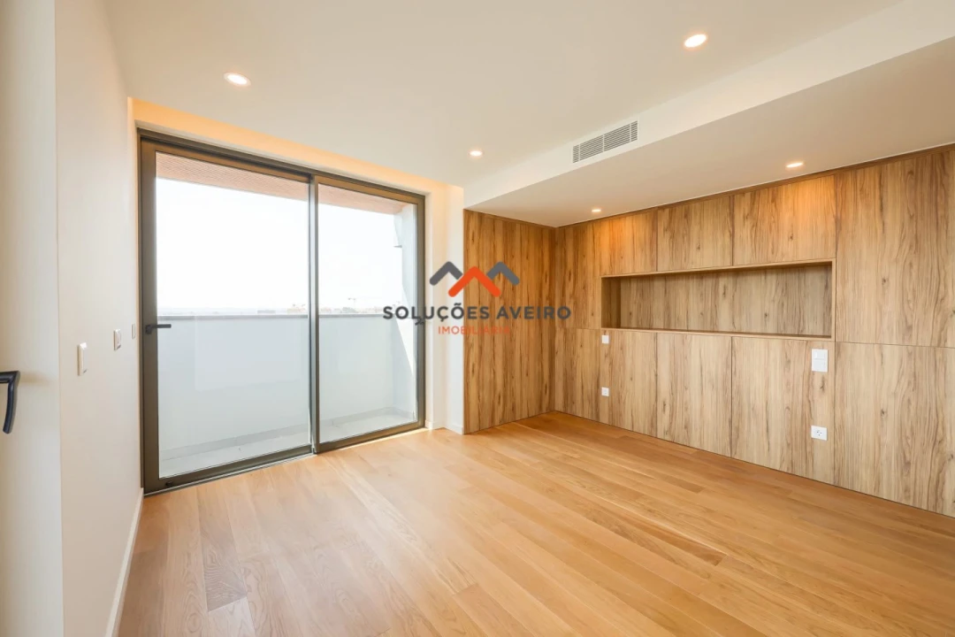 Apartamento T3 para Venda em Glória e Vera Cruz Foto 48