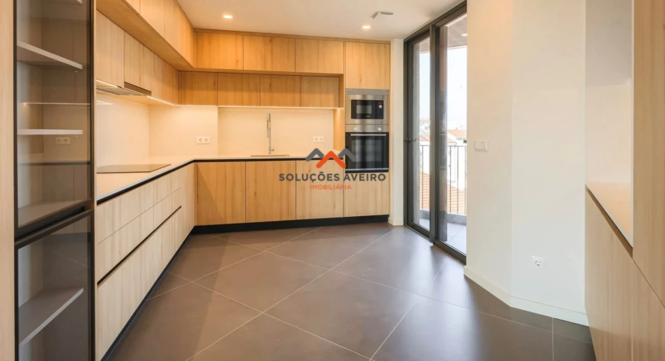 Apartamento T3 para Venda em Glória e Vera Cruz Foto 16