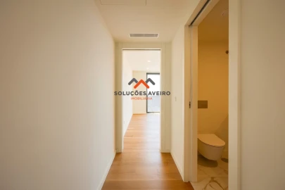 Apartamento T3 para Venda em Glória e Vera Cruz