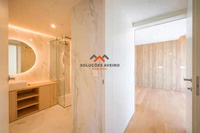 Apartamento T3 para Venda em Glória e Vera Cruz