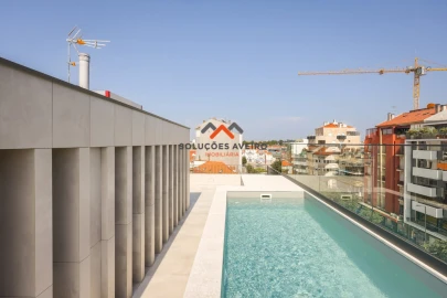 Apartamento T3 para Venda em Glória e Vera Cruz
