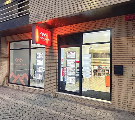 Apartamento T3 para Venda em Glória e Vera Cruz Planta 1