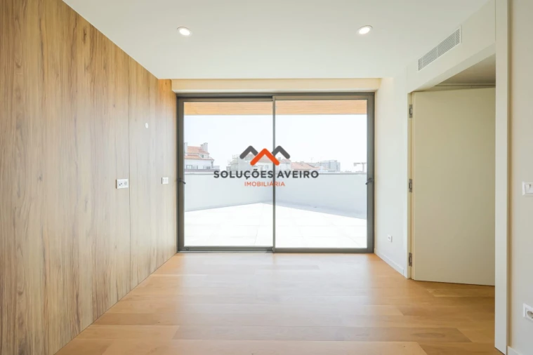 Apartamento T3 para Venda em Glória e Vera Cruz Foto 41