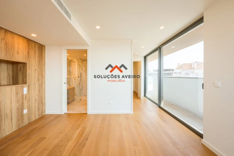 Apartamento T3 para Venda em Glória e Vera Cruz Foto 50