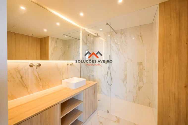 Apartamento T3 para Venda em Glória e Vera Cruz Foto 51