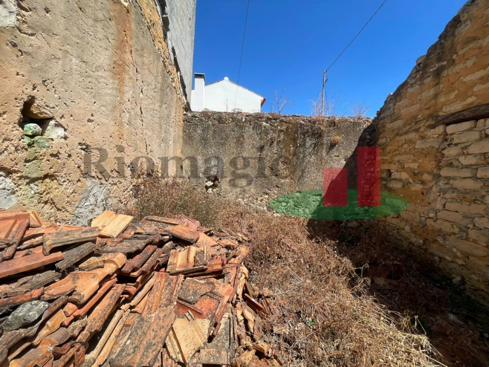 Moradia T2 para Venda em Rio Maior Foto 23