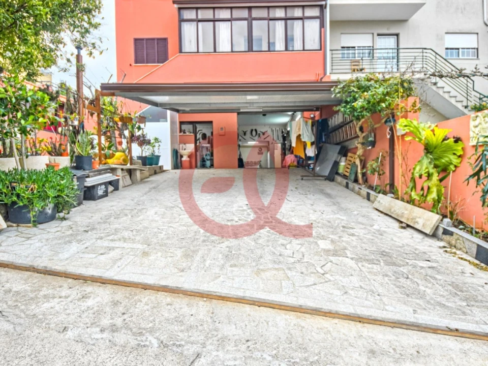 Moradia T4 para Venda em Vila Nova de Anha Foto 21
