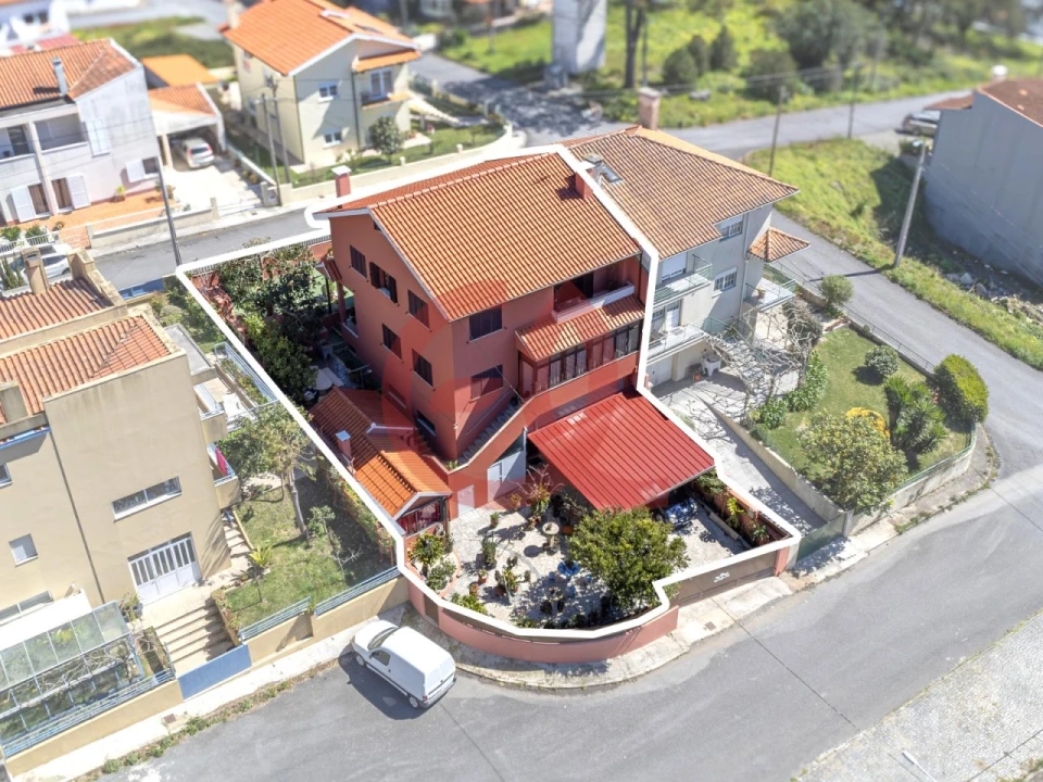 Moradia T4 para Venda em Vila Nova de Anha Foto 2
