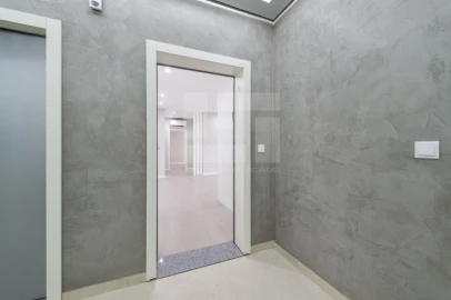 Apartamento T4 para Venda em Repeses e São Salvador